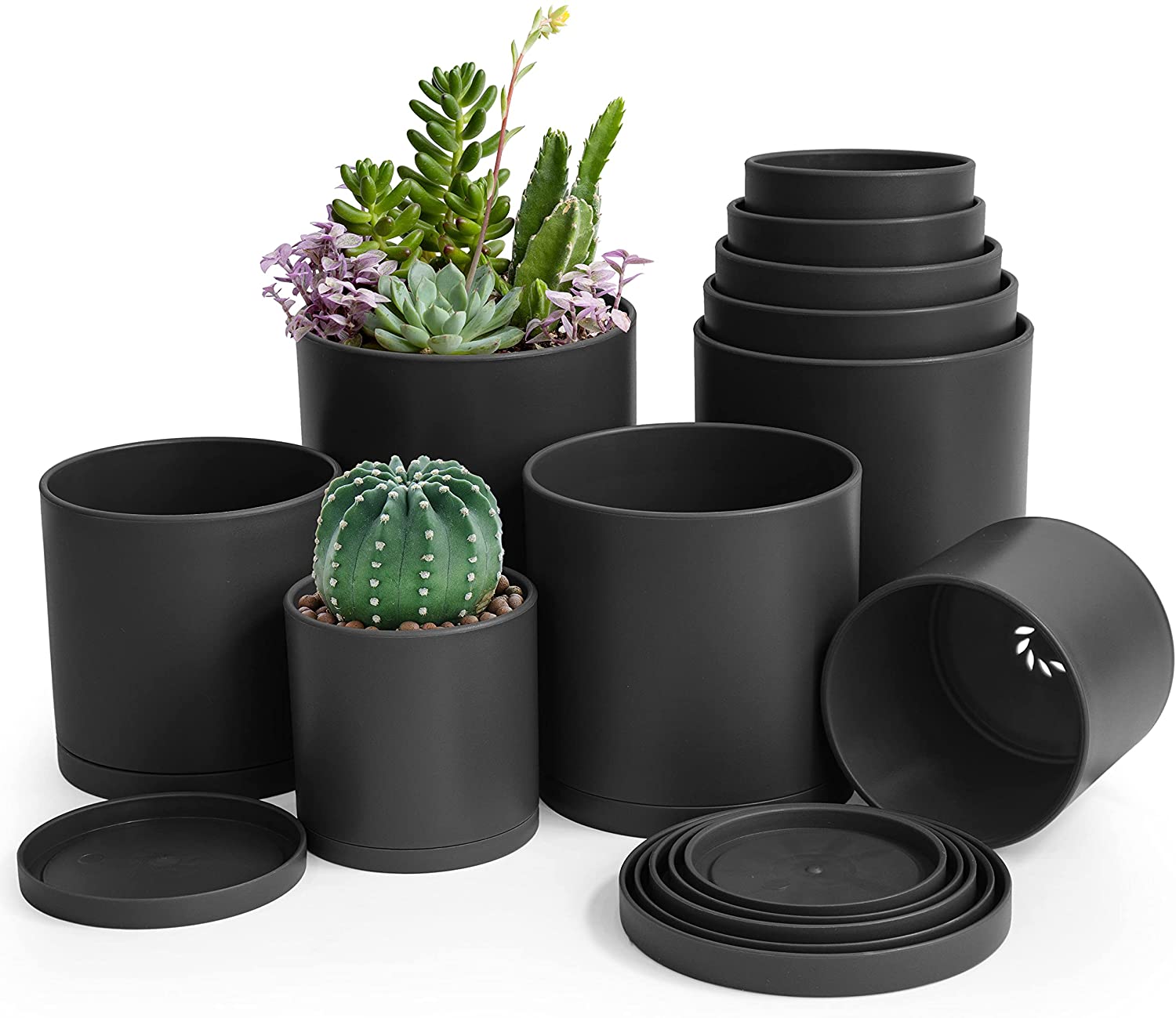 plastic plant pot with drainage holes D'vine Dev